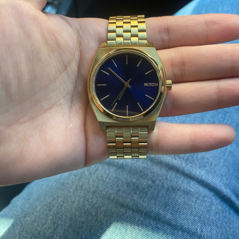Nixon Watch